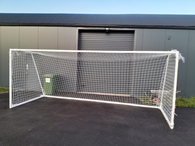 Futbola vārti 5m