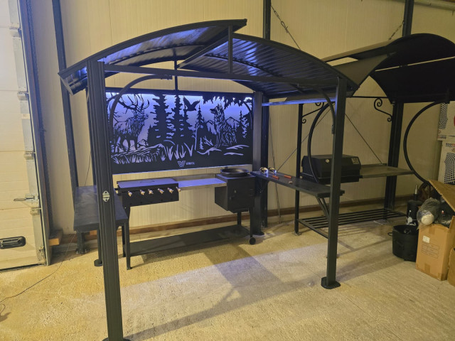 Nojume grilam 3 ar aizmugures paneli