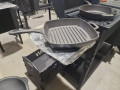 Чугунная сковорода-гриль 25*25 см с литой ручкой