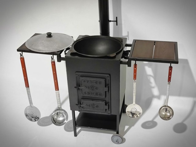 Печь с полками и трубой, квадратная D40см